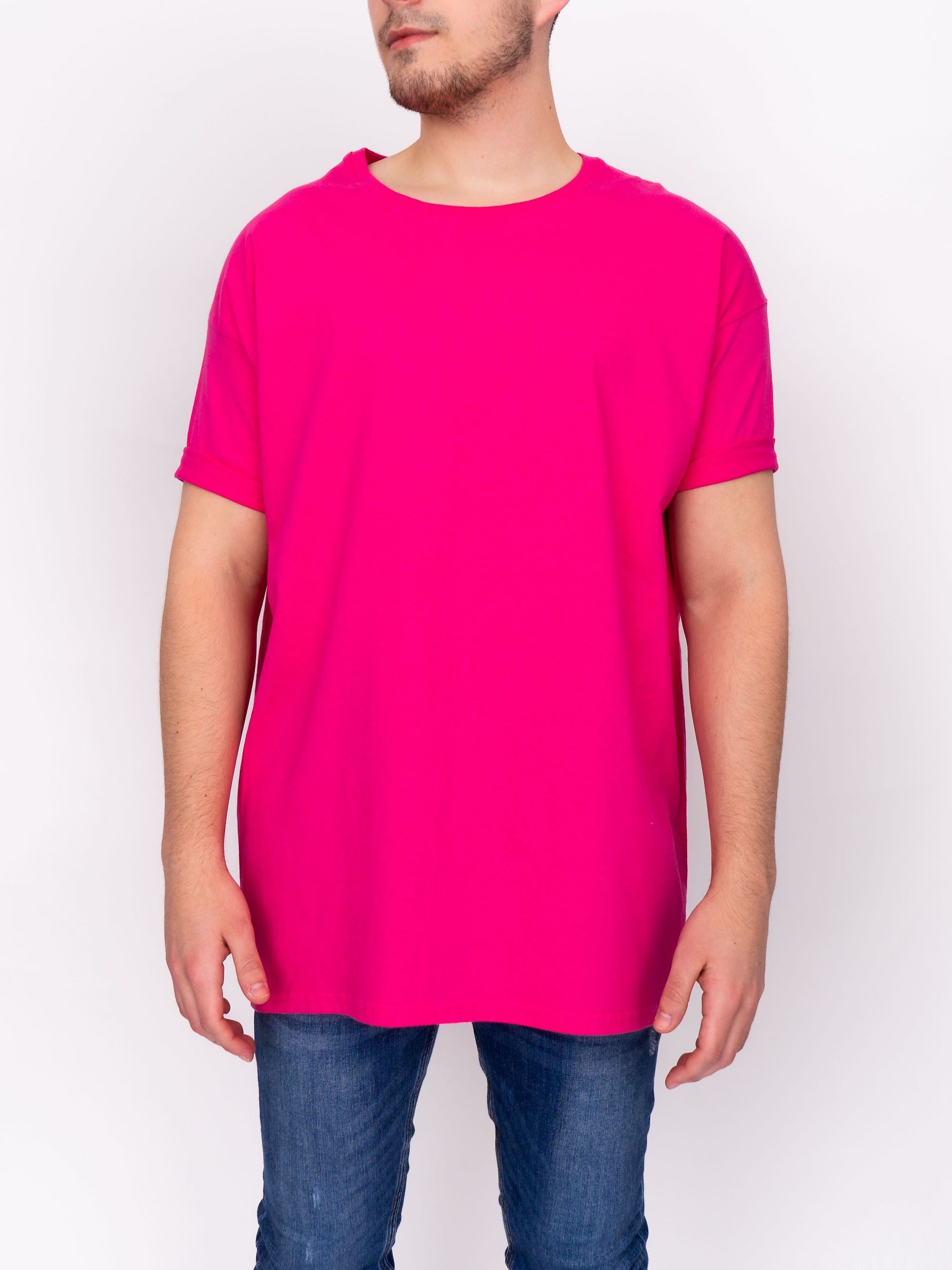 Pink t hotsell shirt men style